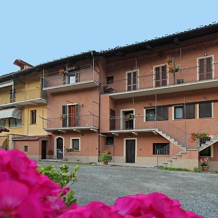 La Ghiacciaia Aparthotel Verzuolo Buitenkant foto